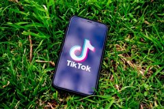 TikTok电商折戟英国：策略失误、考核混乱、部门内耗